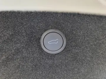TESLA Model X Plaid 750 KW Full-Self-Drive Anhängerkup