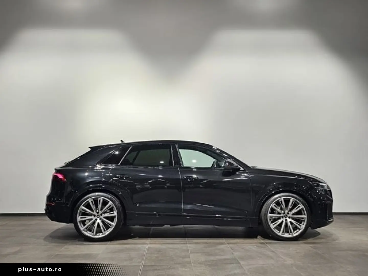 AUDI Q8 55 TFSI Q. 2x S Line Black RS-Sitz B&O Hud 23