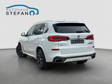 BMW X5 M50i Sportaut. 360  Laser HuD PANO SoftClose