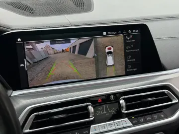 BMW X5 M50i Sportaut. 360  Laser HuD PANO SoftClose