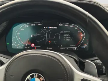 BMW X5 M50i Sportaut. 360  Laser HuD PANO SoftClose