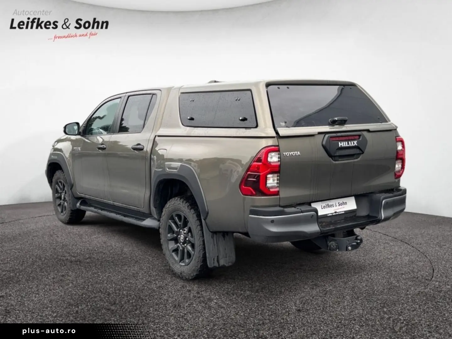TOYOTA HiLux 4x4 Double Cab Invincible Hardtop   AHK