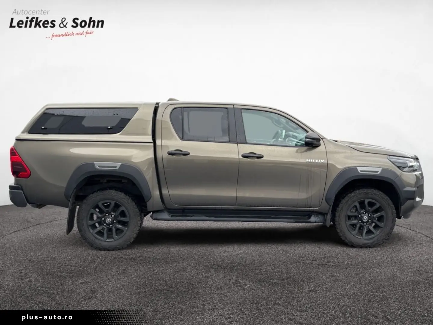 TOYOTA HiLux 4x4 Double Cab Invincible Hardtop   AHK