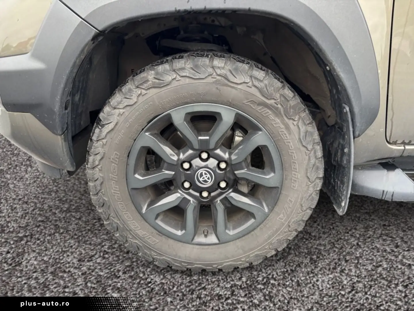 TOYOTA HiLux 4x4 Double Cab Invincible Hardtop   AHK
