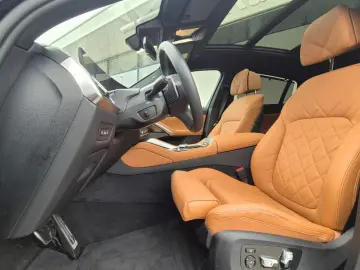 BMW X6 xDrive 40d M-Sport M-Sport Aktivlenk AHK Alar