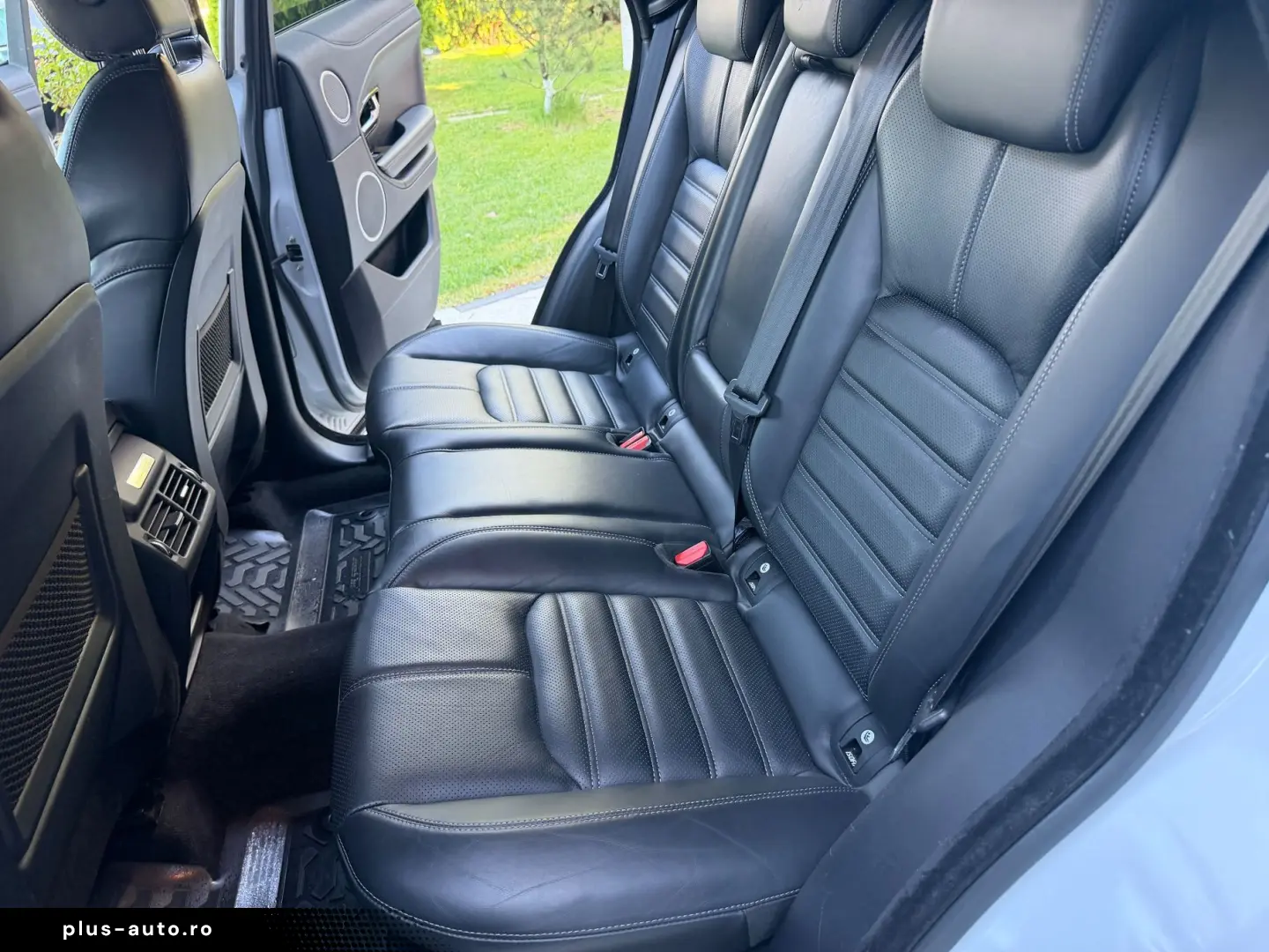 Land-Rover Range-Rover-Evoque