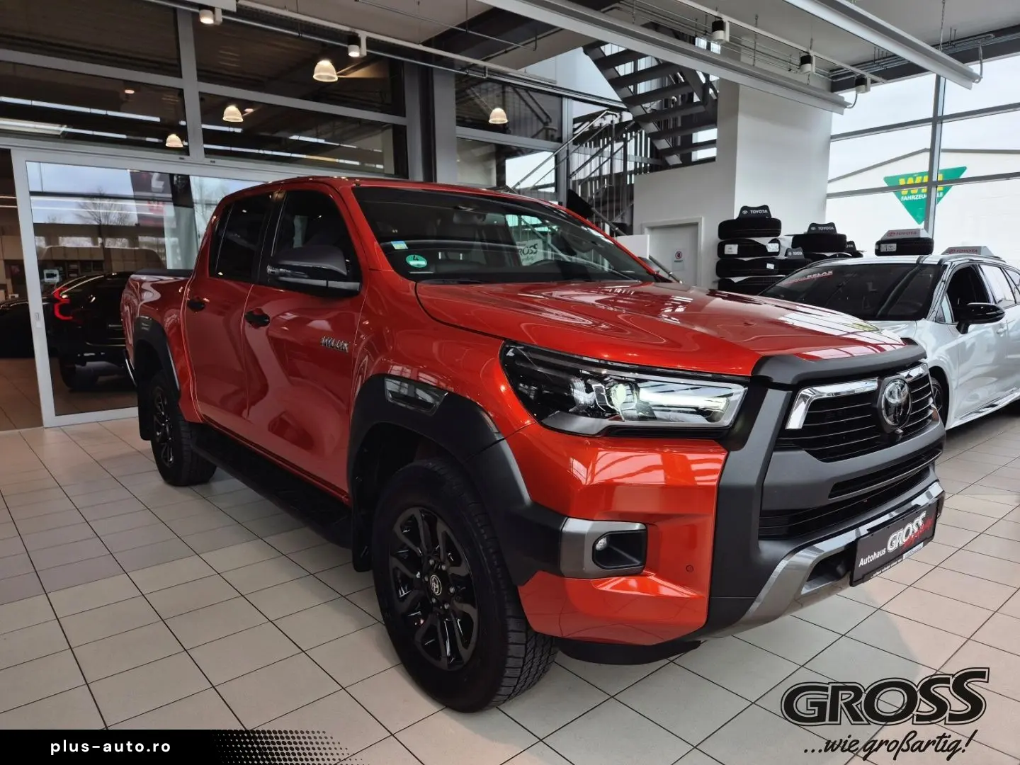 TOYOTA Hilux DC Invincible   AHK   JBL   Rollo   Garant