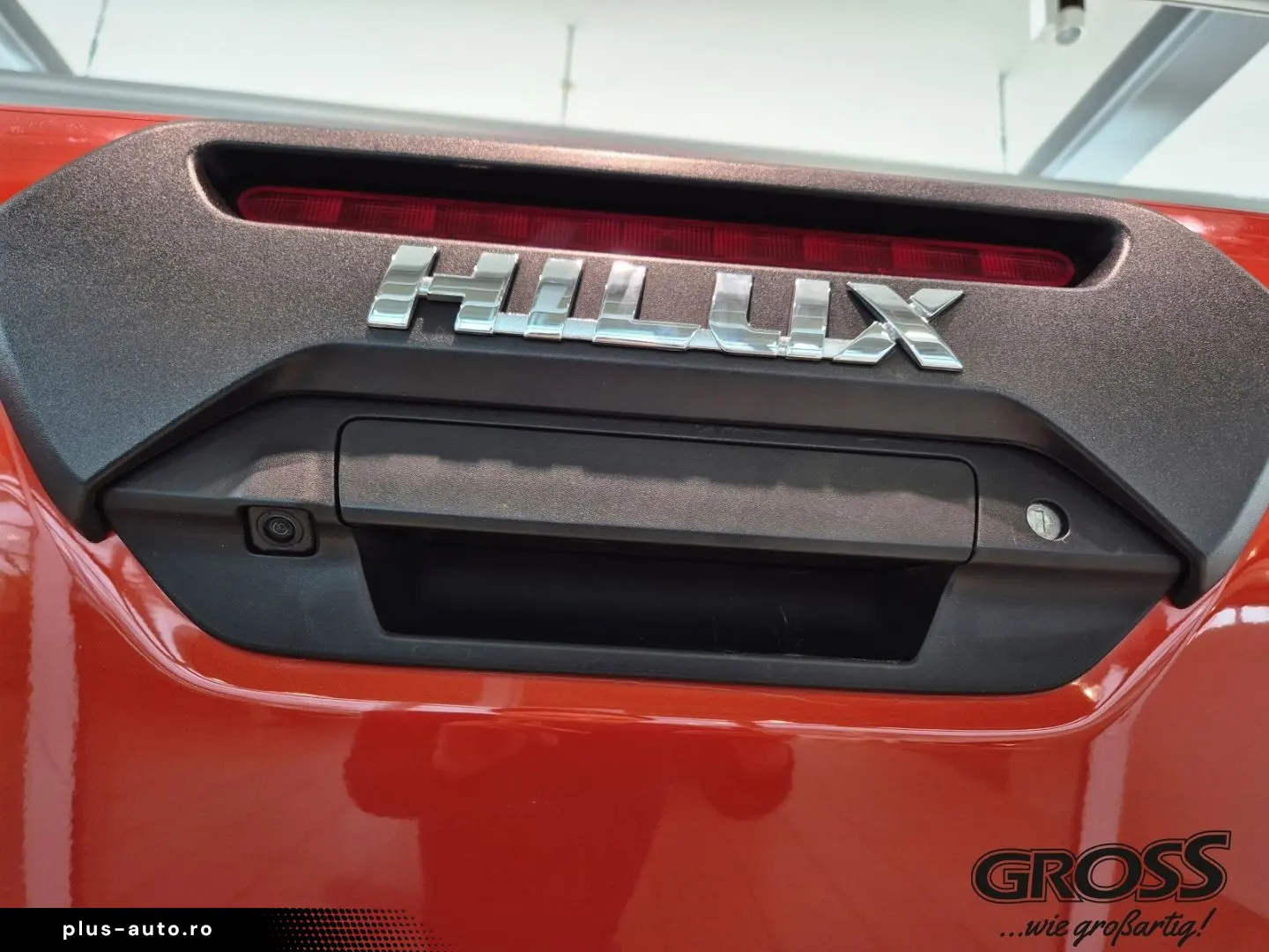 TOYOTA Hilux DC Invincible   AHK   JBL   Rollo   Garant