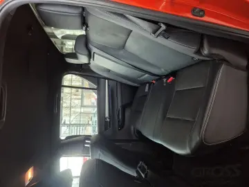 TOYOTA Hilux DC Invincible   AHK   JBL   Rollo   Garant