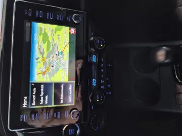 TOYOTA Hilux DC Invincible   AHK   JBL   Rollo   Garant