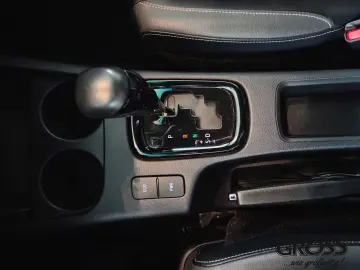 TOYOTA Hilux DC Invincible   AHK   JBL   Rollo   Garant