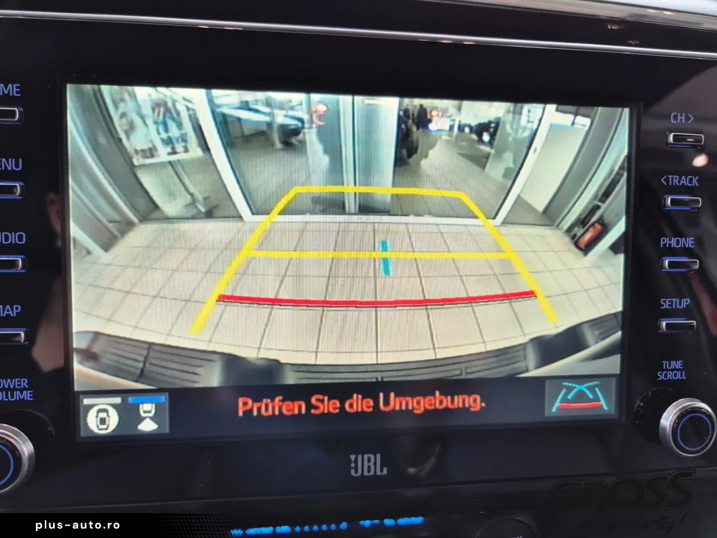 TOYOTA Hilux DC Invincible   AHK   JBL   Rollo   Garant