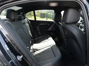 BMW 520d xDrive M-Sport AHK STANDHZ HUD 360  LED ACC