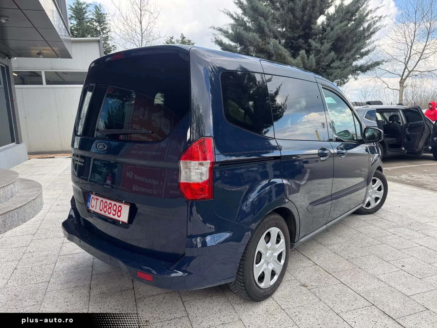 Ford Tourneo-Courier