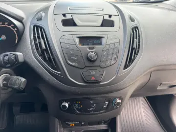 Ford Tourneo-Courier