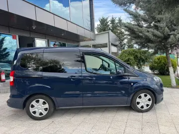 Ford Tourneo-Courier