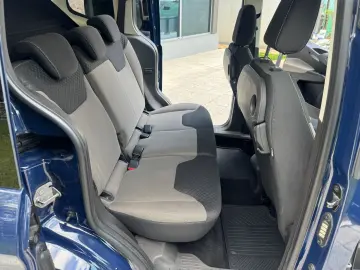 Ford Tourneo-Courier