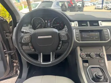 Land-Rover Range-Rover-Evoque