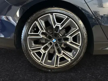 BMW 520d xDrive Lr. 595 - br. o.Anz. 48Mon 10`Km p.A