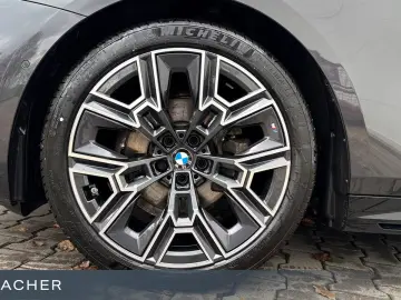 BMW 520d xDrive Lim M Sport LCPro.HuD Klima-Sitz
