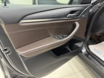 BMW X3 292 CP PLUG-IN HYBRID - X DRIVE