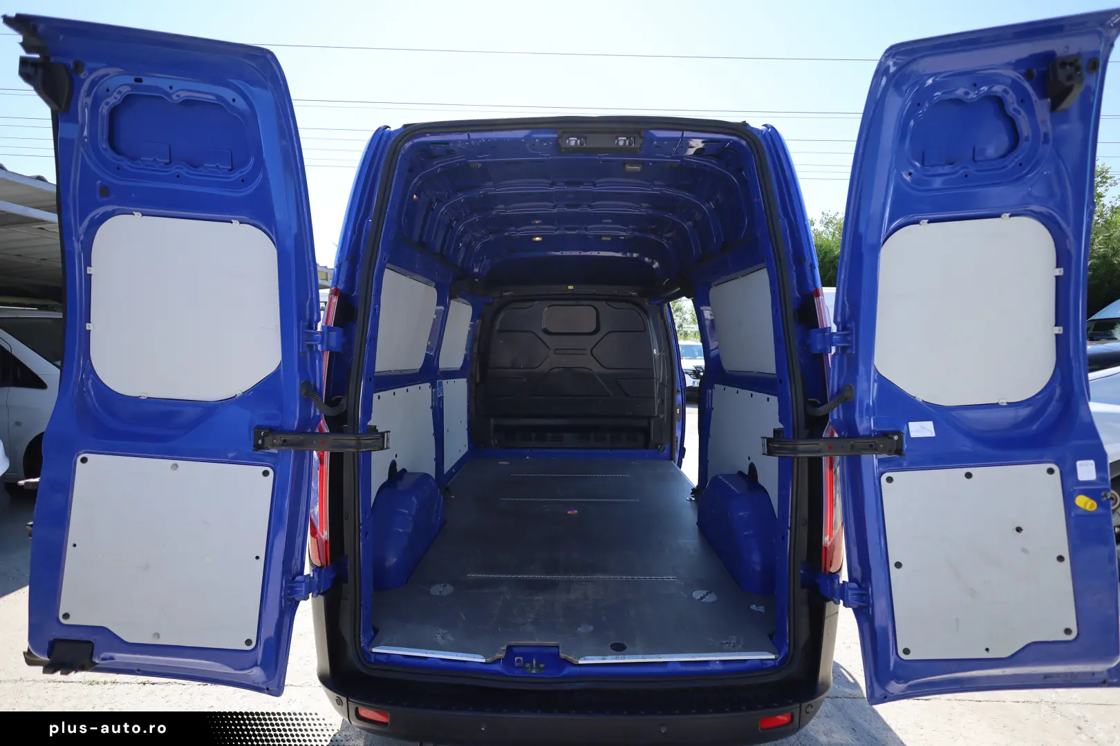 Ford Transit Custom L2H2 2.0D 170CP MHEV