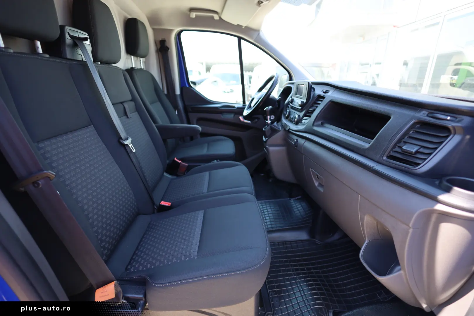 Ford Transit Custom L2H2 2.0D 170CP MHEV