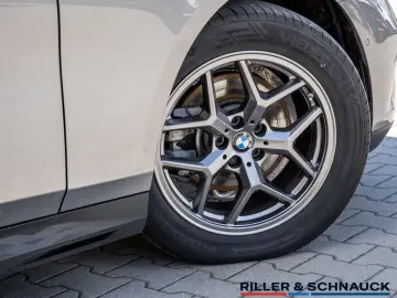 BMW 520d xDrive STANDHZ SITZBELÜFTUNG LED PANO 360
