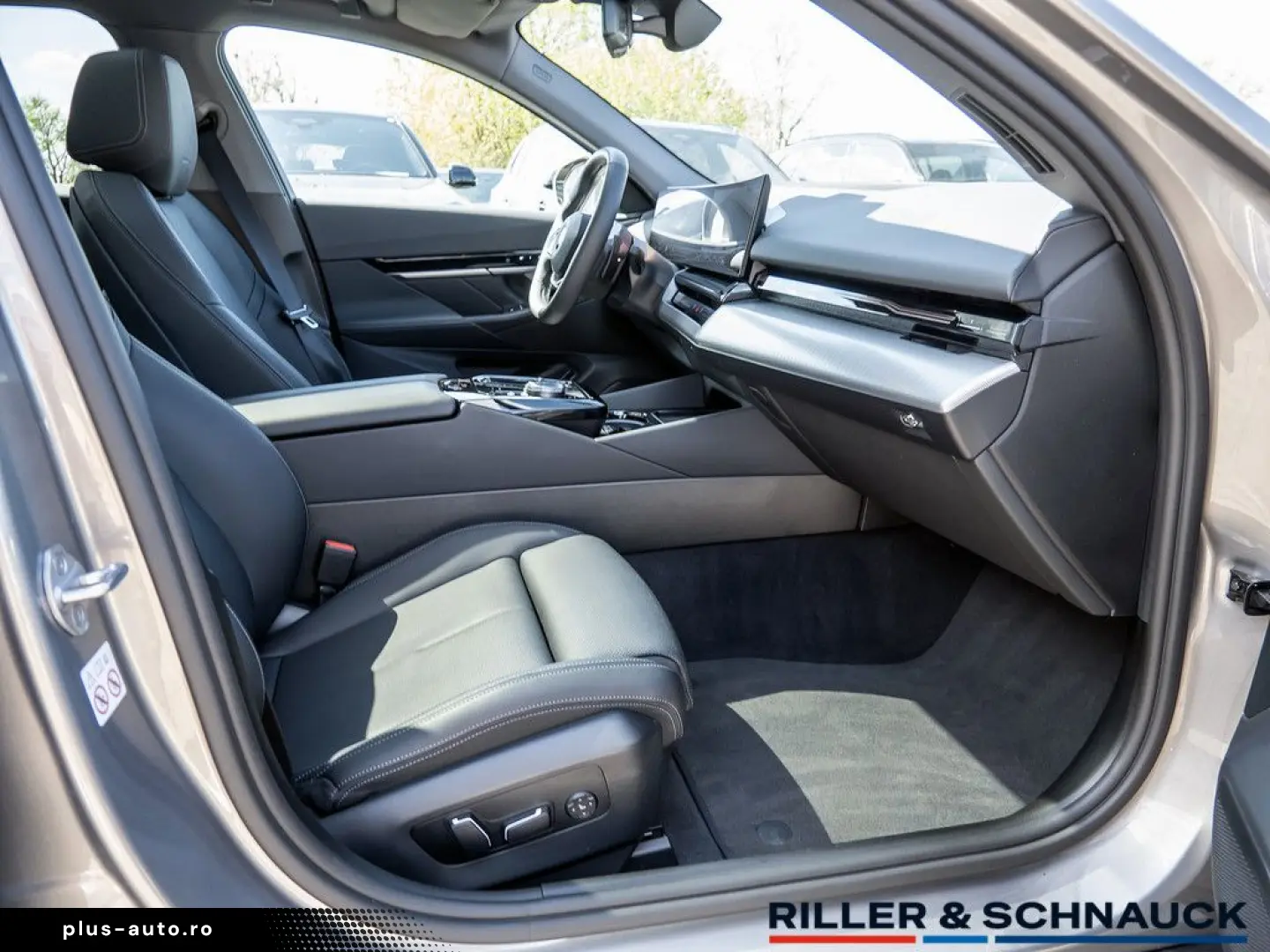 BMW 520d xDrive STANDHZ SITZBELÜFTUNG LED PANO 360