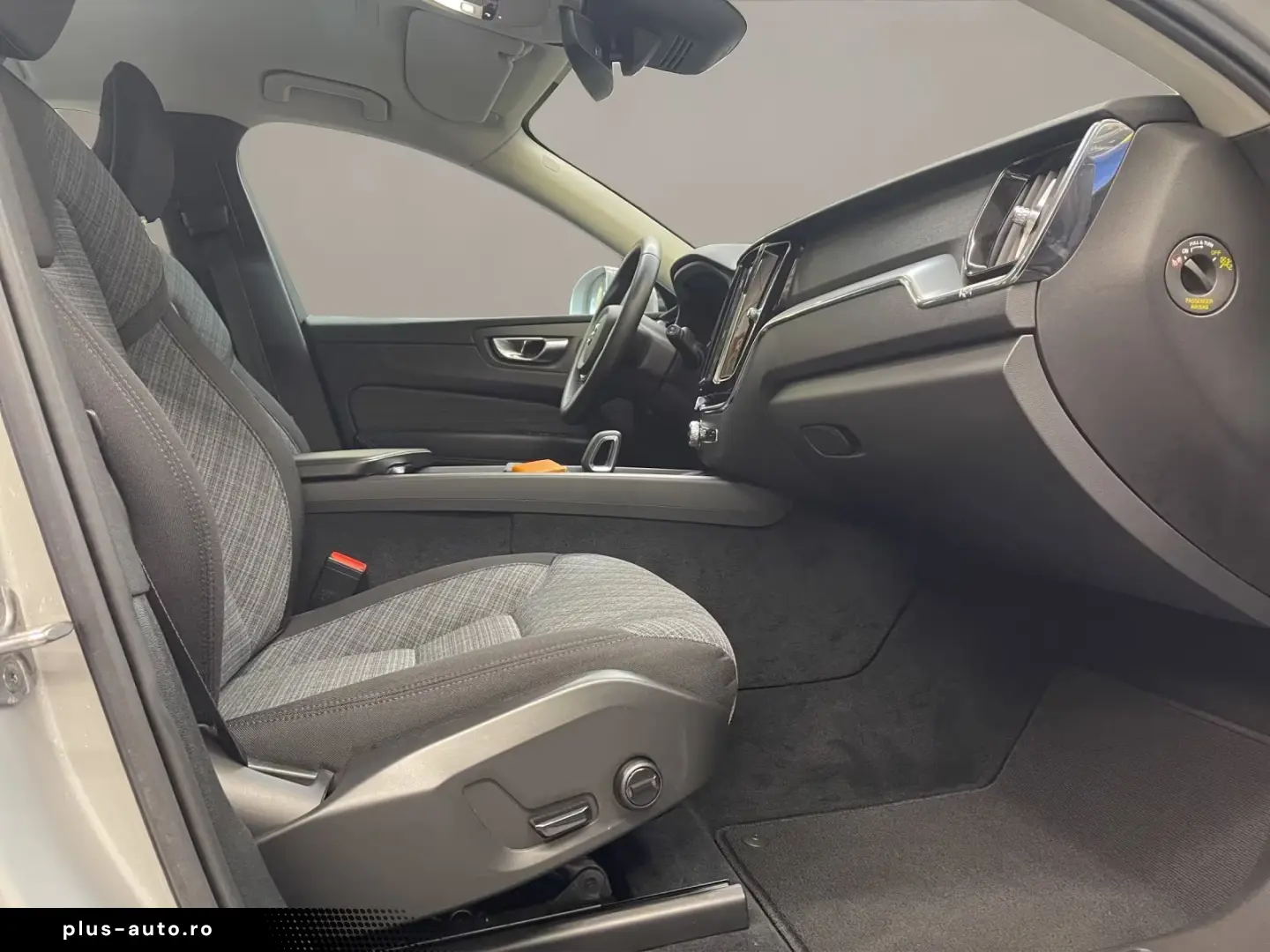 Volvo XC60 B4 (Diesel) Momentum Pro AUT
