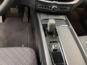 Volvo XC60 B4 (Diesel) Momentum Pro AUT