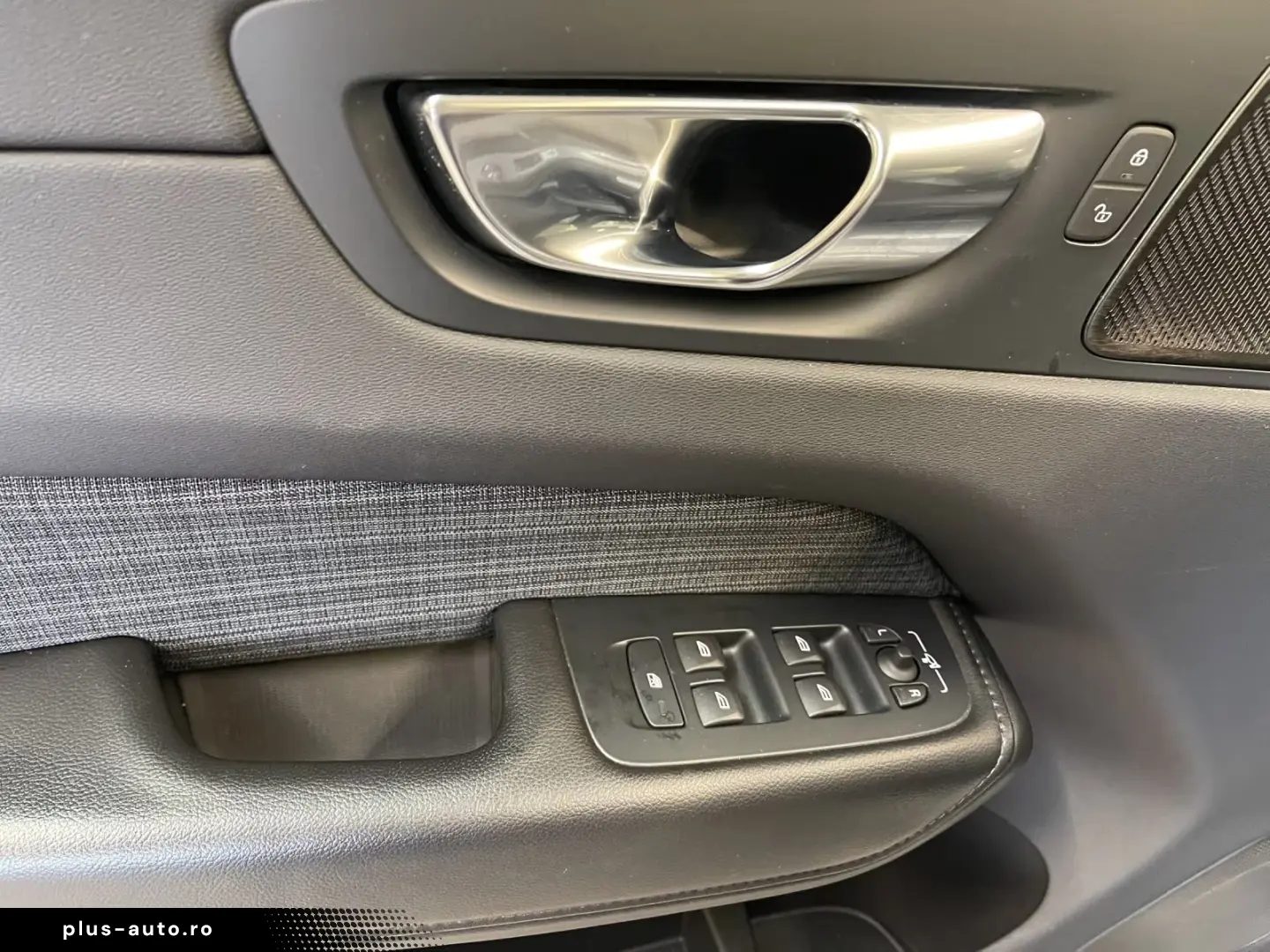 Volvo XC60 B4 (Diesel) Momentum Pro AUT