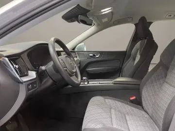 Volvo XC60 B4 (Diesel) Momentum Pro AUT