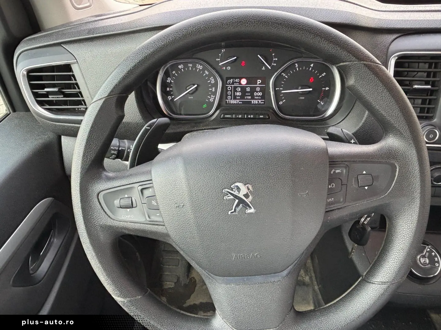 PEUGEOT Traveller Business L3 9-Sitze Head-up