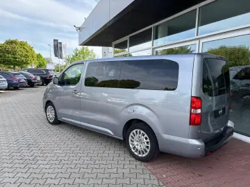 PEUGEOT Traveller Business L3 9-Sitze Head-up