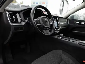 Volvo XC60 B4 Core aus 1.Hand KAMERA NAVI