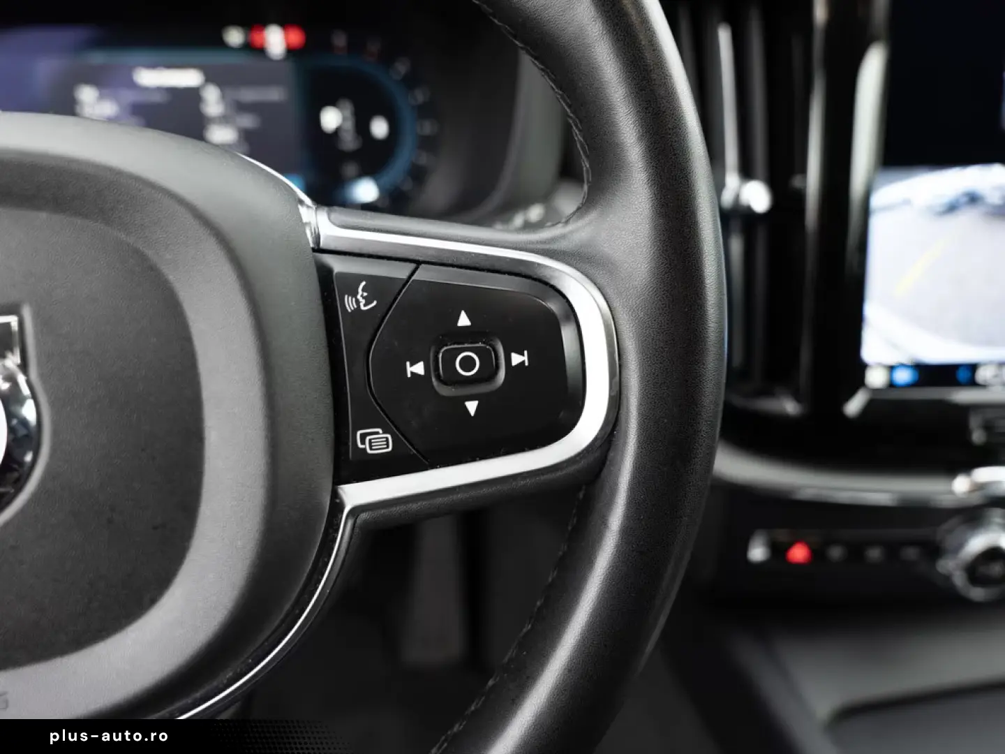 Volvo XC60 B4 Core aus 1.Hand KAMERA NAVI