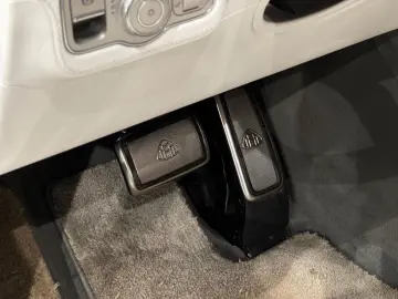 MERCEDES-BENZ Mercedes-Maybach GLS 600 E-ABC FIRST-CLASS