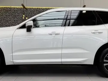 Volvo XC60 Momentum Pro H&K KAMERA NAVI