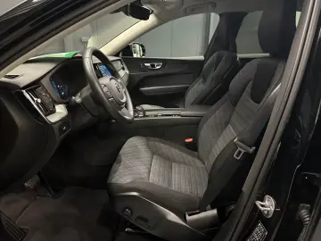 Volvo XC60 Core  19Zoll AHK Winter-Paket