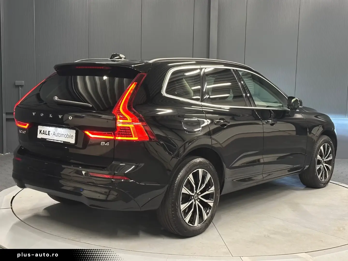 Volvo XC60 Core  19Zoll AHK Winter-Paket