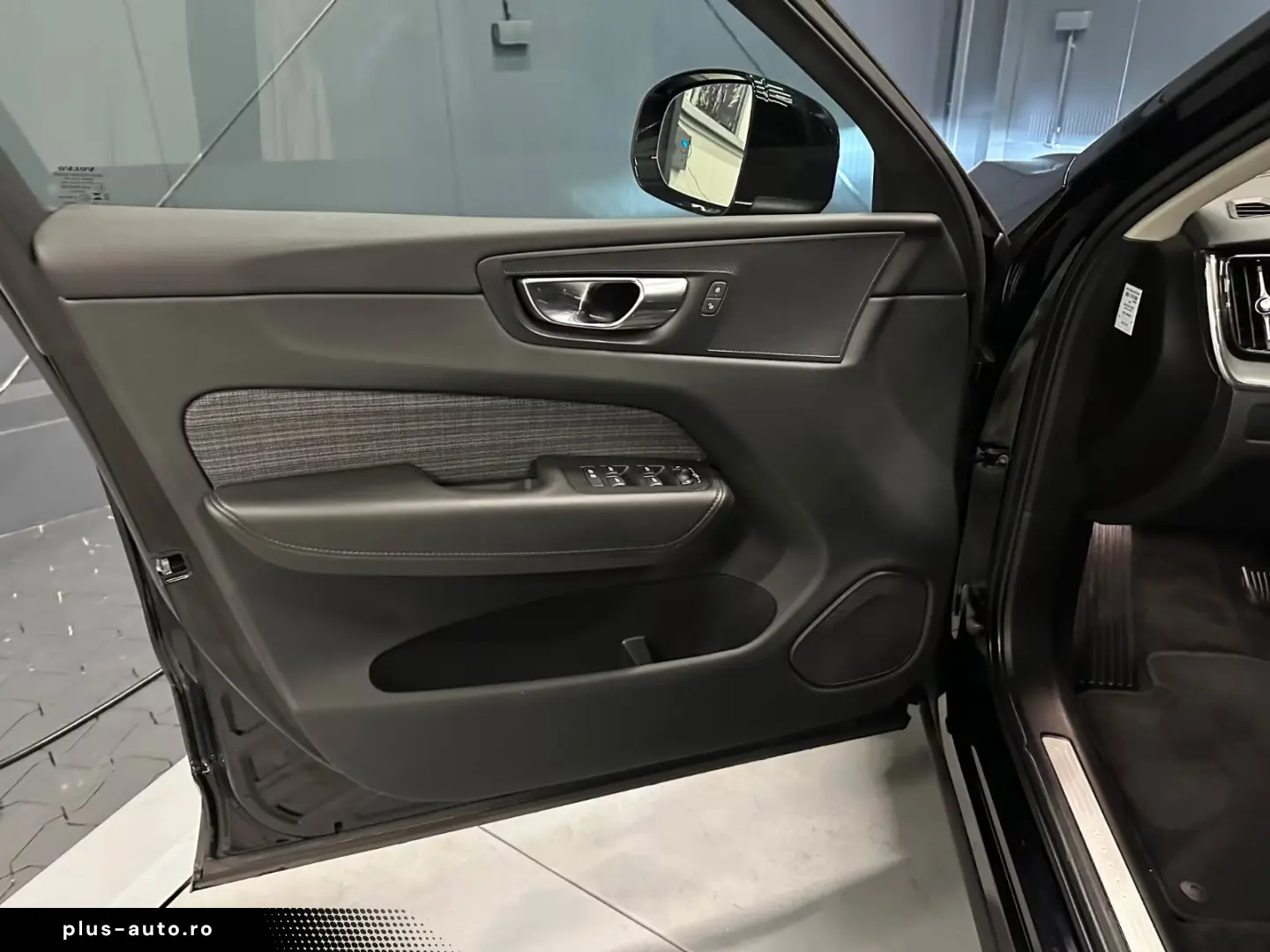 Volvo XC60 Core  19Zoll AHK Winter-Paket