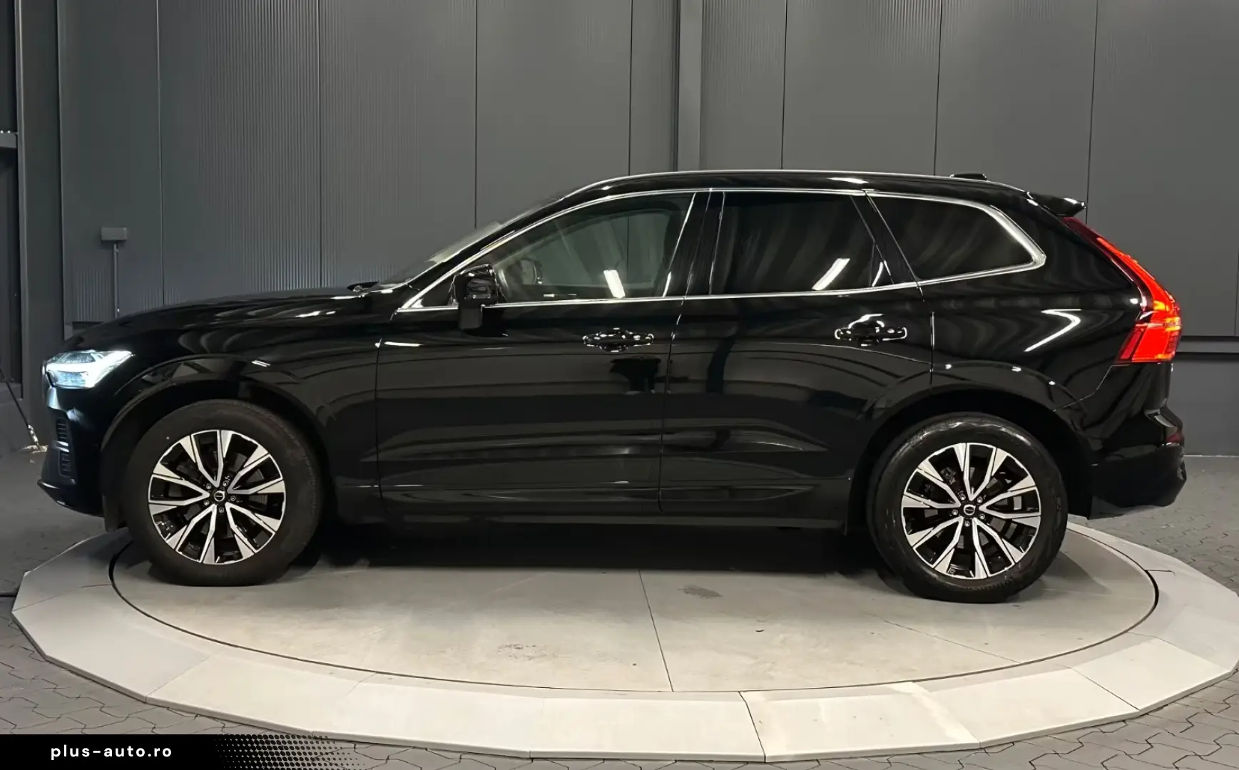 Volvo XC60 Core  19Zoll AHK Winter-Paket