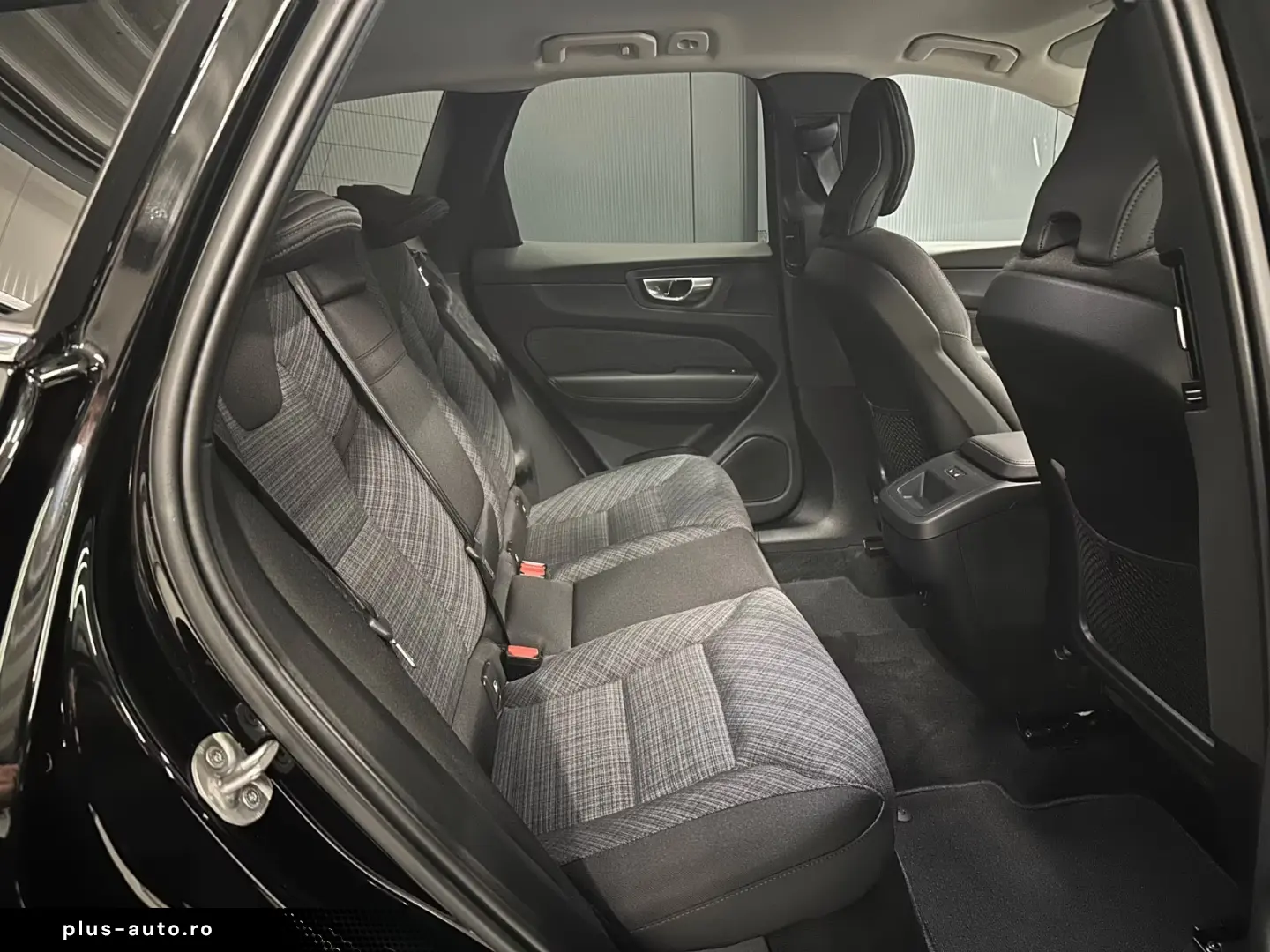 Volvo XC60 Core  19Zoll AHK Winter-Paket