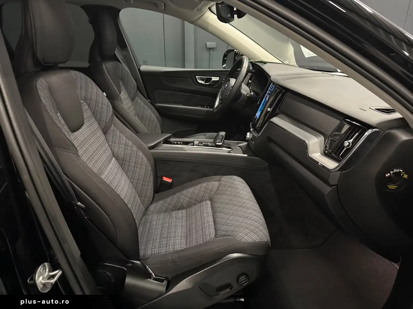 Volvo XC60 Core  19Zoll AHK Winter-Paket
