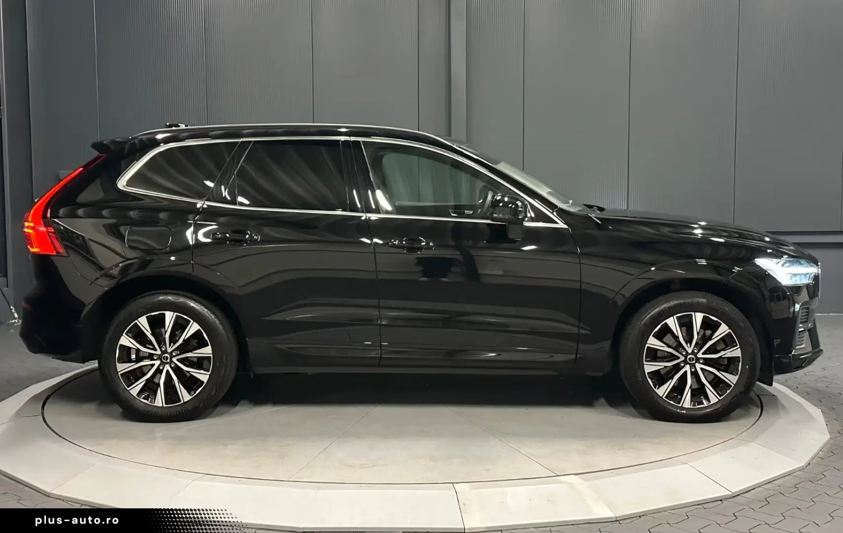 Volvo XC60 Core  19Zoll AHK Winter-Paket