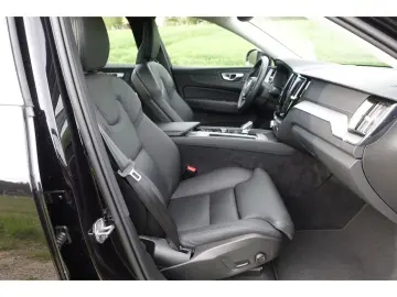 Volvo XC60 B4 AWD Inscription PDC RFK V-LED