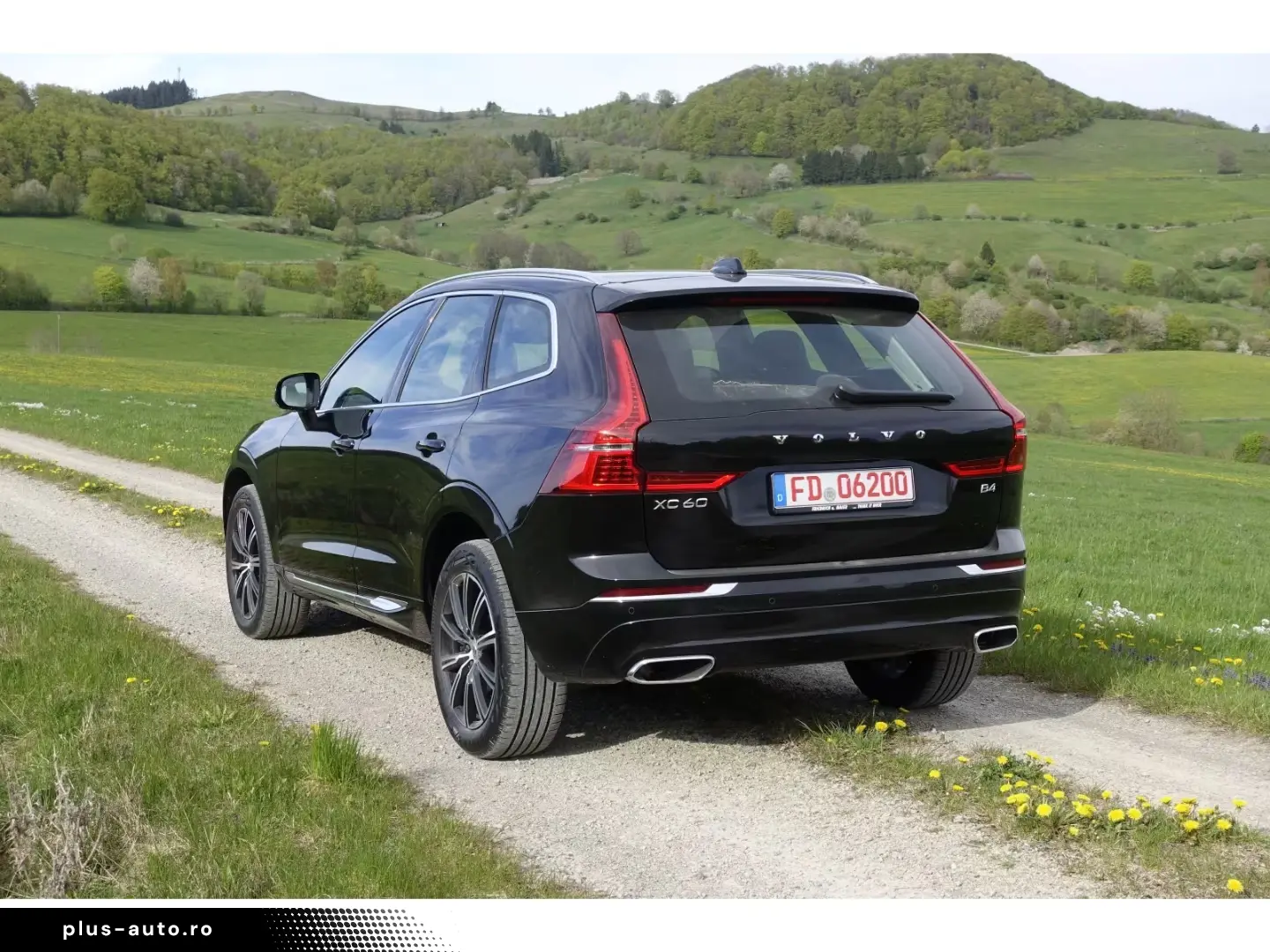 Volvo XC60 B4 AWD Inscription PDC RFK V-LED