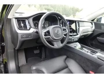 Volvo XC60 B4 AWD Inscription PDC RFK V-LED