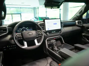 Toyota Sequoia Platinum 3.5 V6 i-FORCE MAX Hybrid 4WD ECT-i